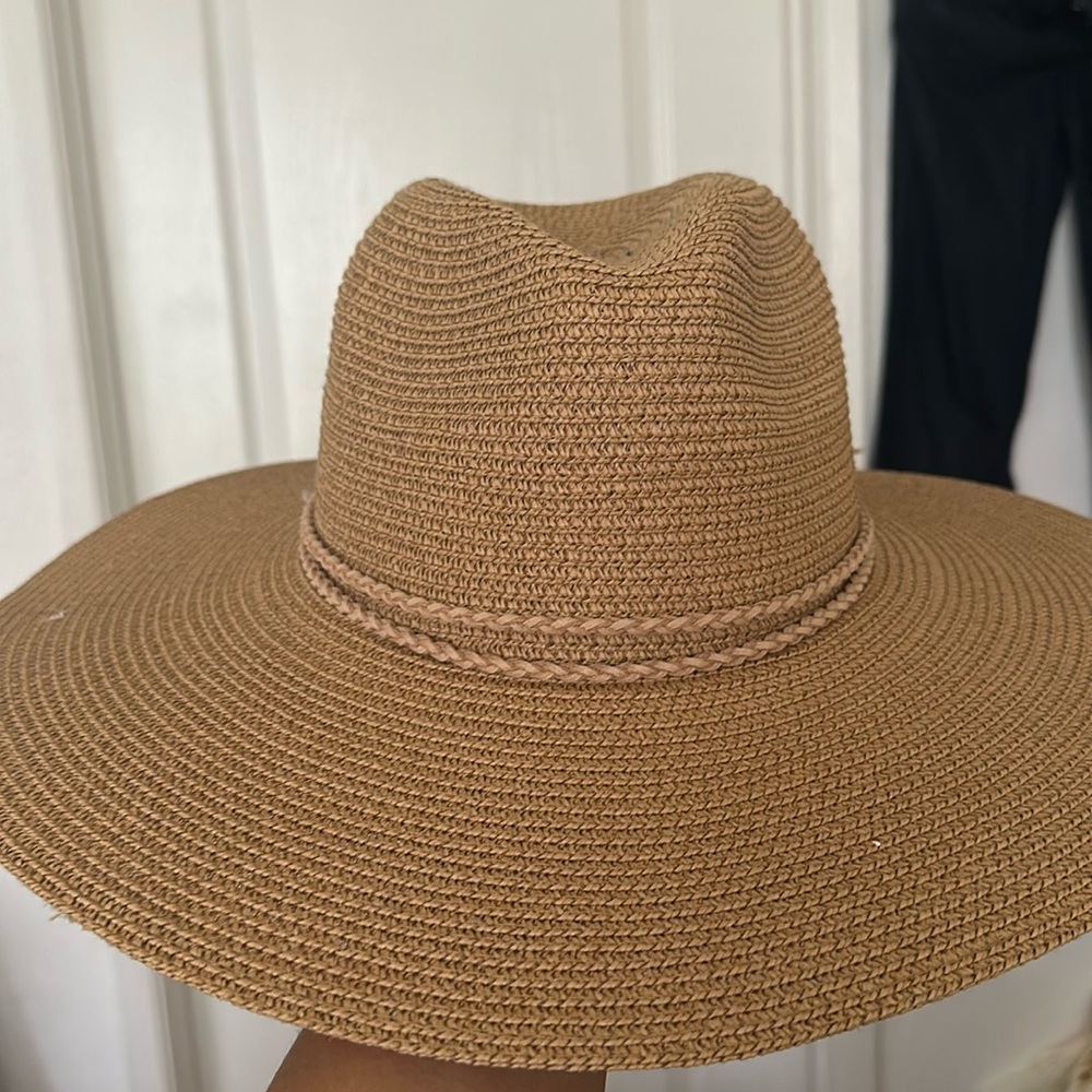 Straw hat